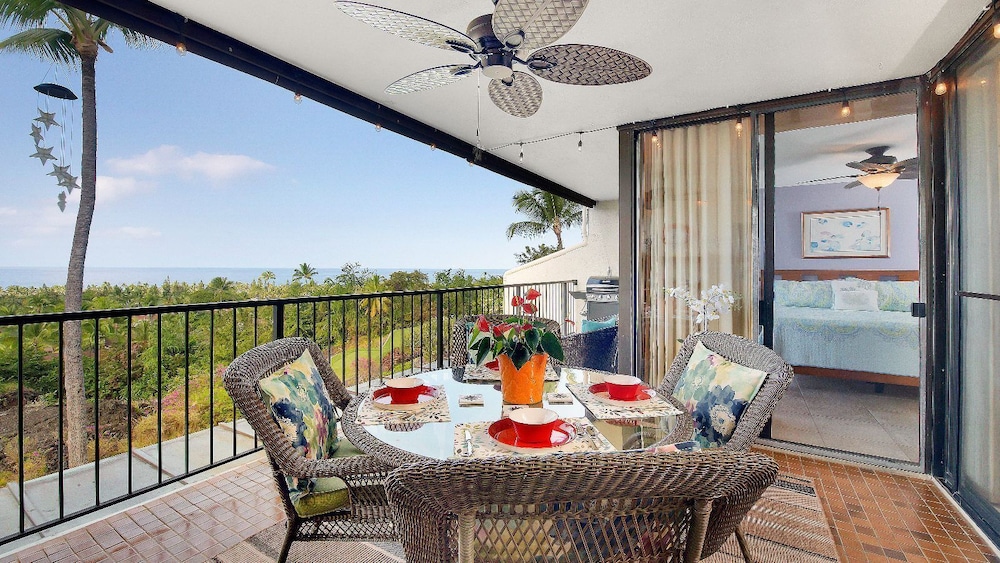 Upgraded 2BD Plus Loft - Amazing Golf & Ocean Views - In-unit AC - Vrkcv