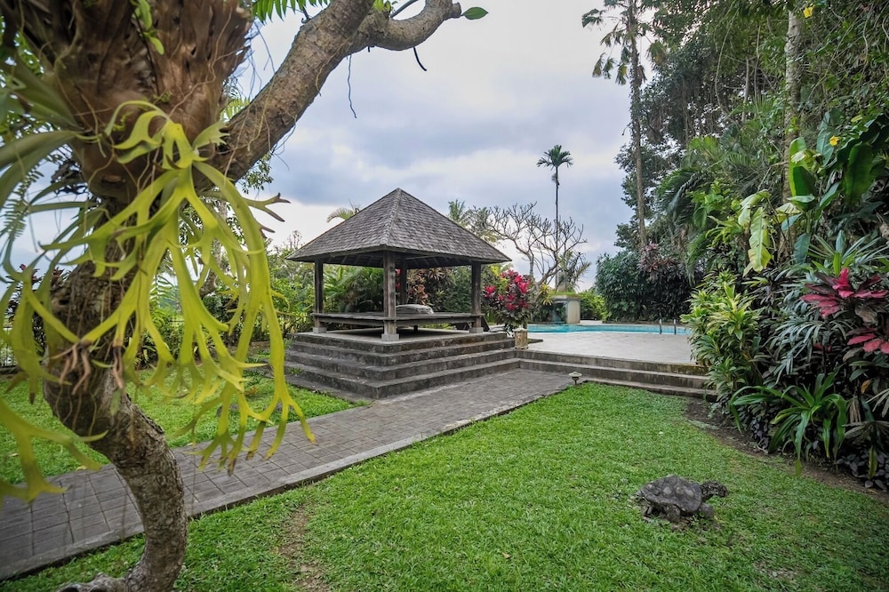 Villa Cemadik