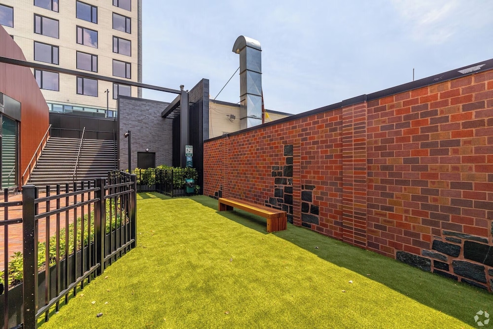 Luxury Apartments by Hyatus at Central Philly