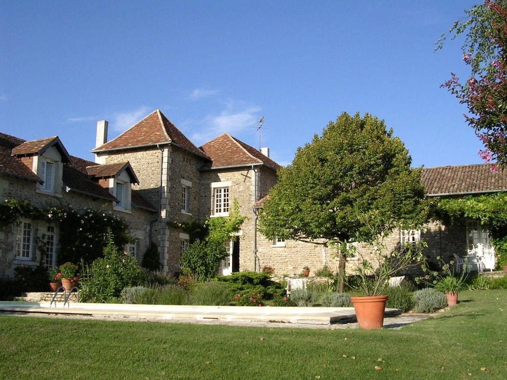 Photo 46