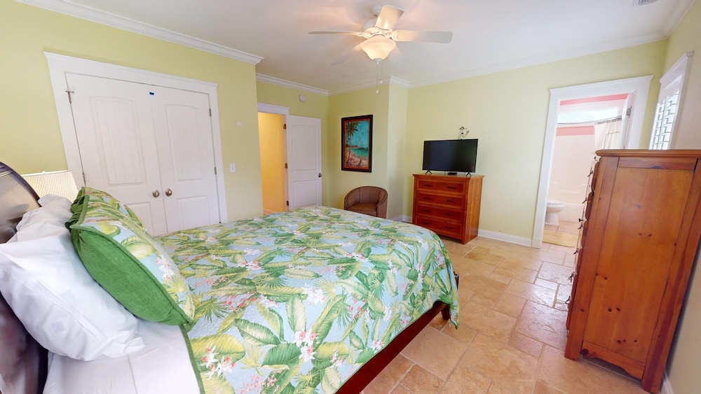 15 17th Street by Tybee Vacation Rentals