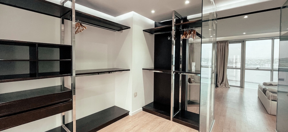 DELUXE MIRAFLORES DUPLEX