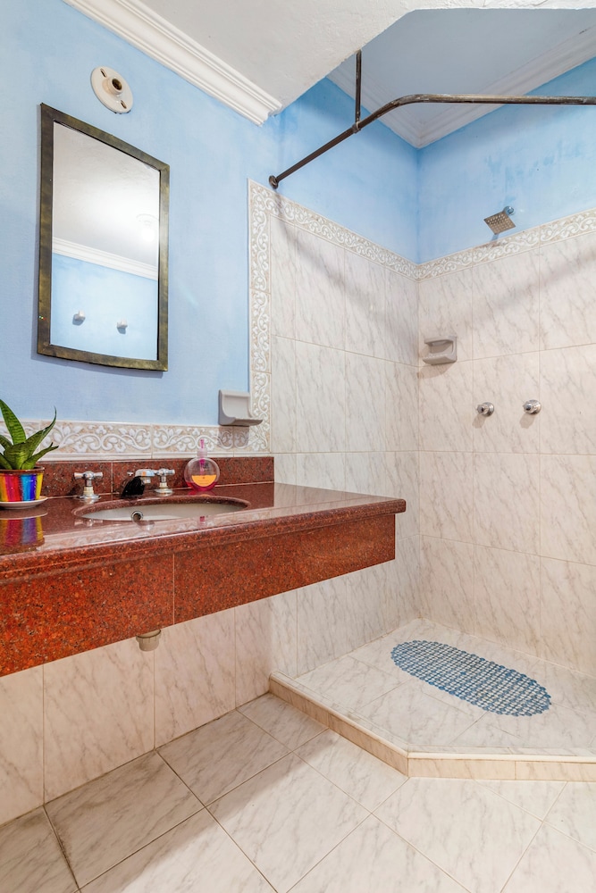 Hostal Cartagonova