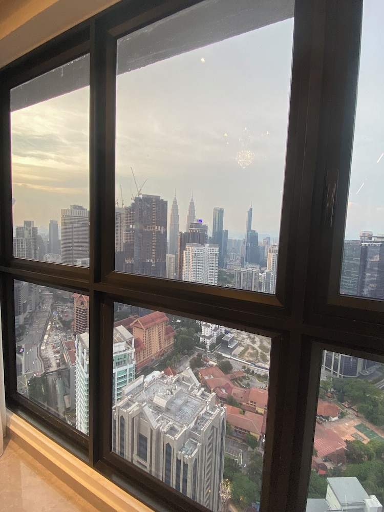 AGILE Infinity Suites TRX By AR