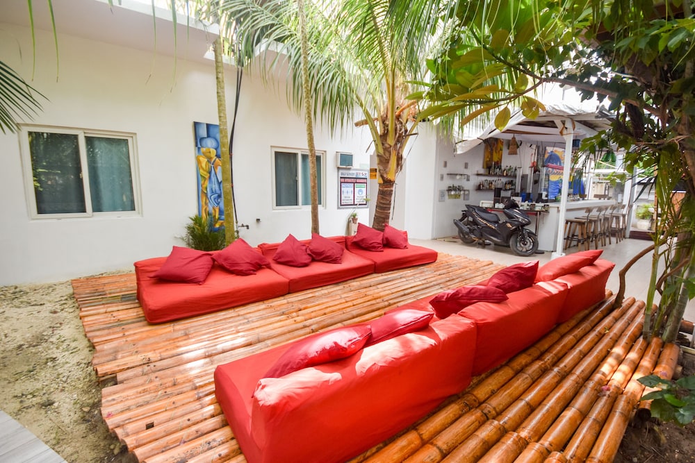 Boracay Backpackers