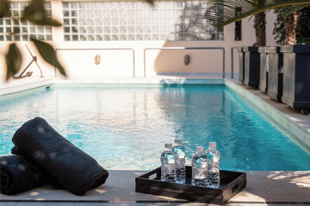 Serena Calm Pool House