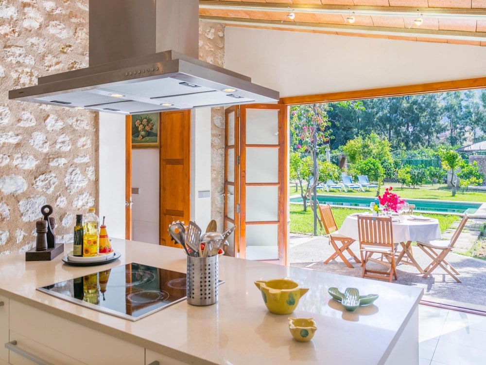 Beautiful Mallorcan Villa With Pool in Soller