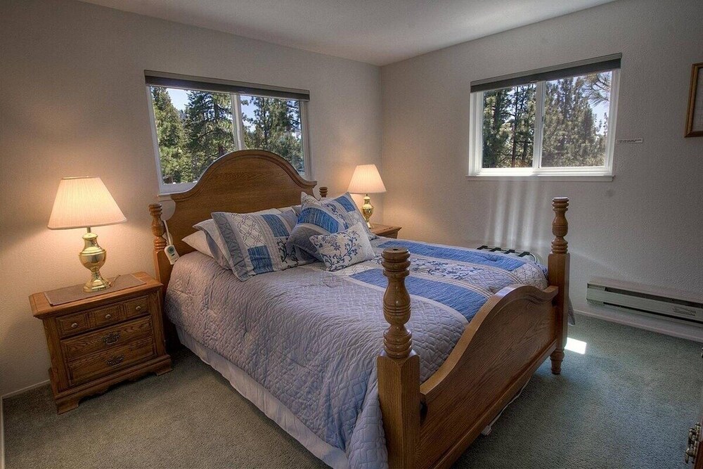 Hch1475 - Heavenly Lake View Retreat 5 Bedroom Home