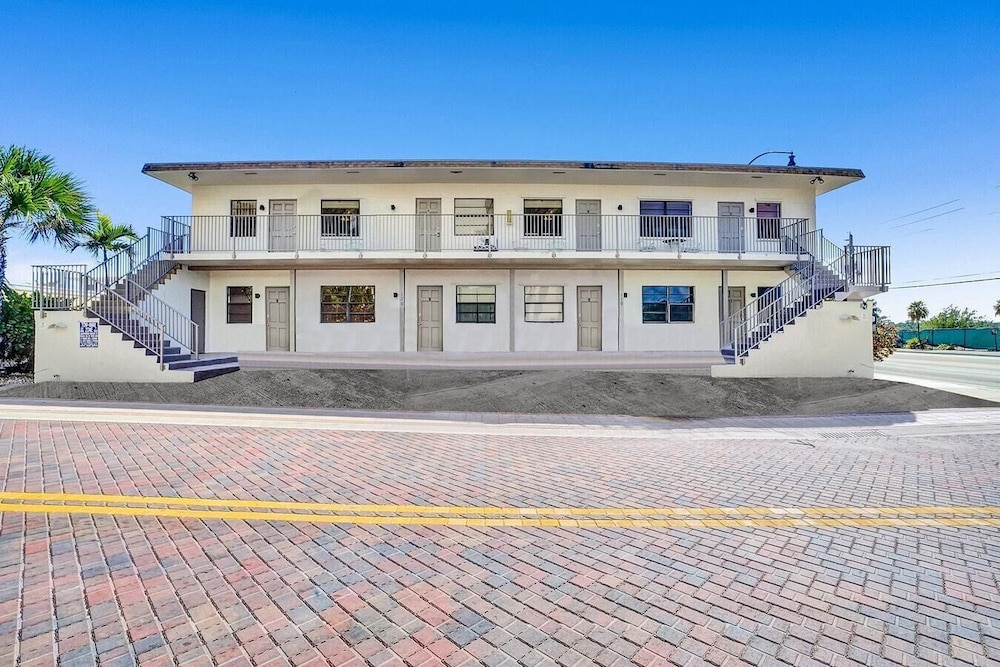 Lovely Double Studio Hollywood Beach Free Parking - main view
