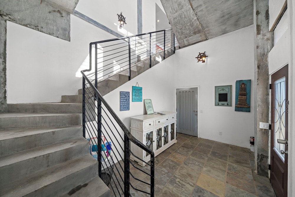 Oceanfront Experience by Ryson Vacation Rentals
