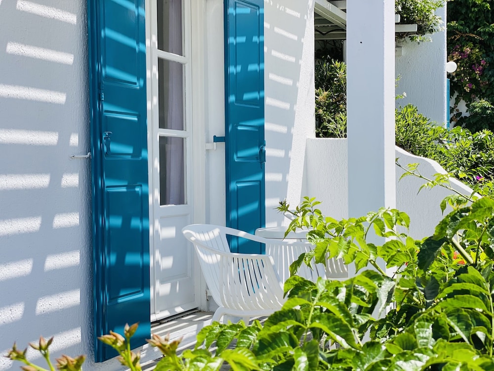 Cyclades Blue