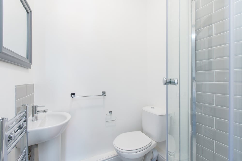 Townhouse @ 58 Brooklyn St - Crewe view 5