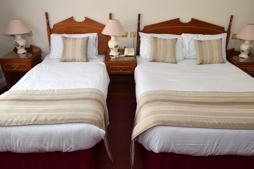 Waterford Vacations - The Rhu Glenn Hotel - Property Image 3