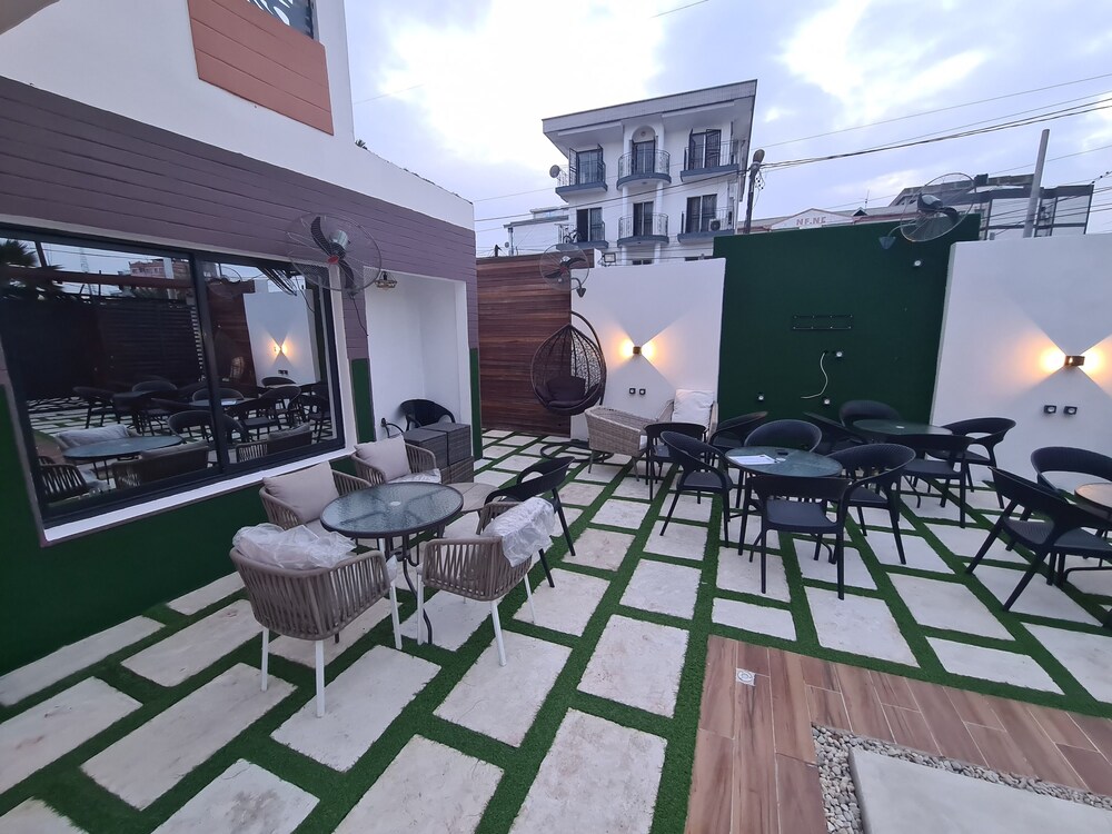 SUNA'A HOME BONAPRISO