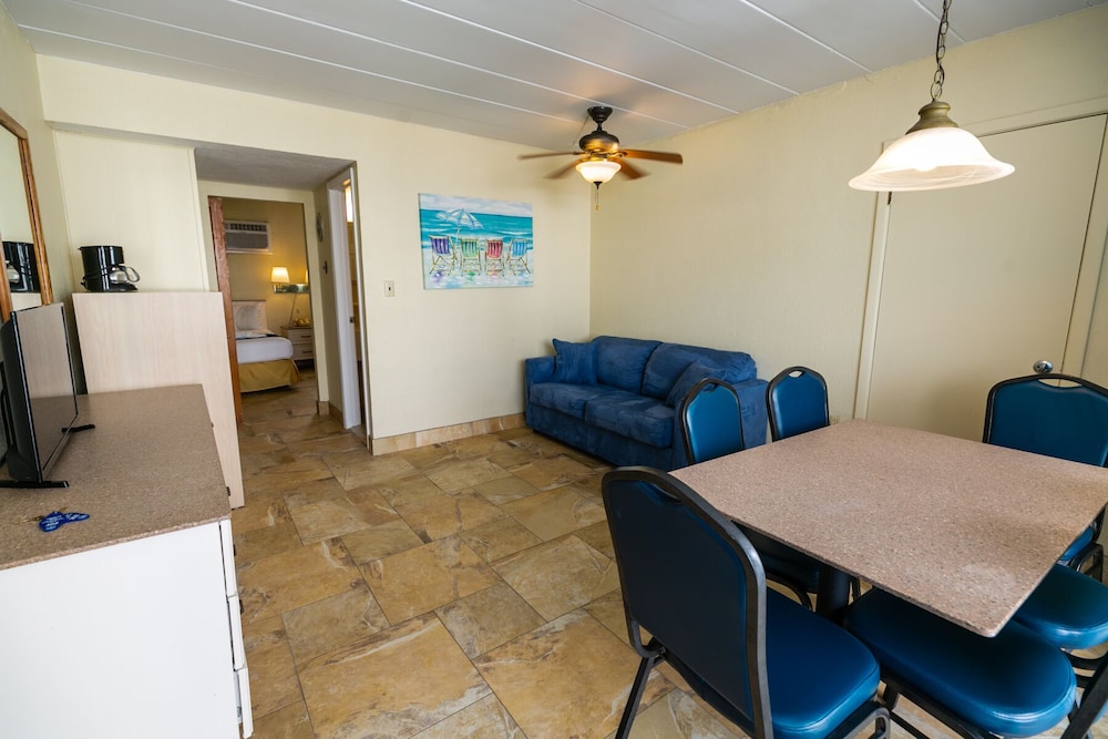 Gondolier Motel