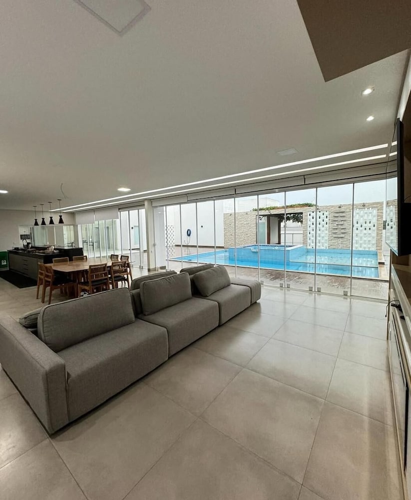 Mansão Luxo Lago - Caldas Novas