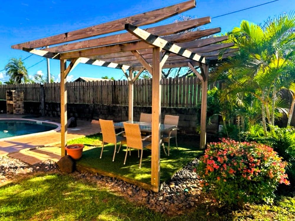 Tahiti - Lihei Pool House