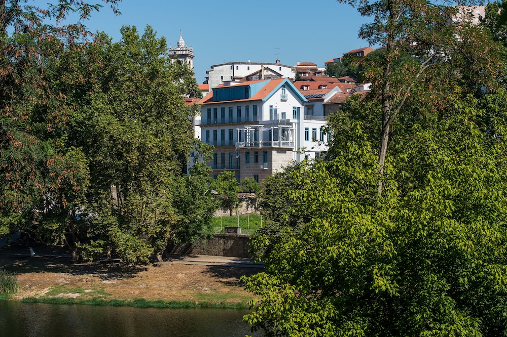 Des Arts- Guesthouse - Hostel