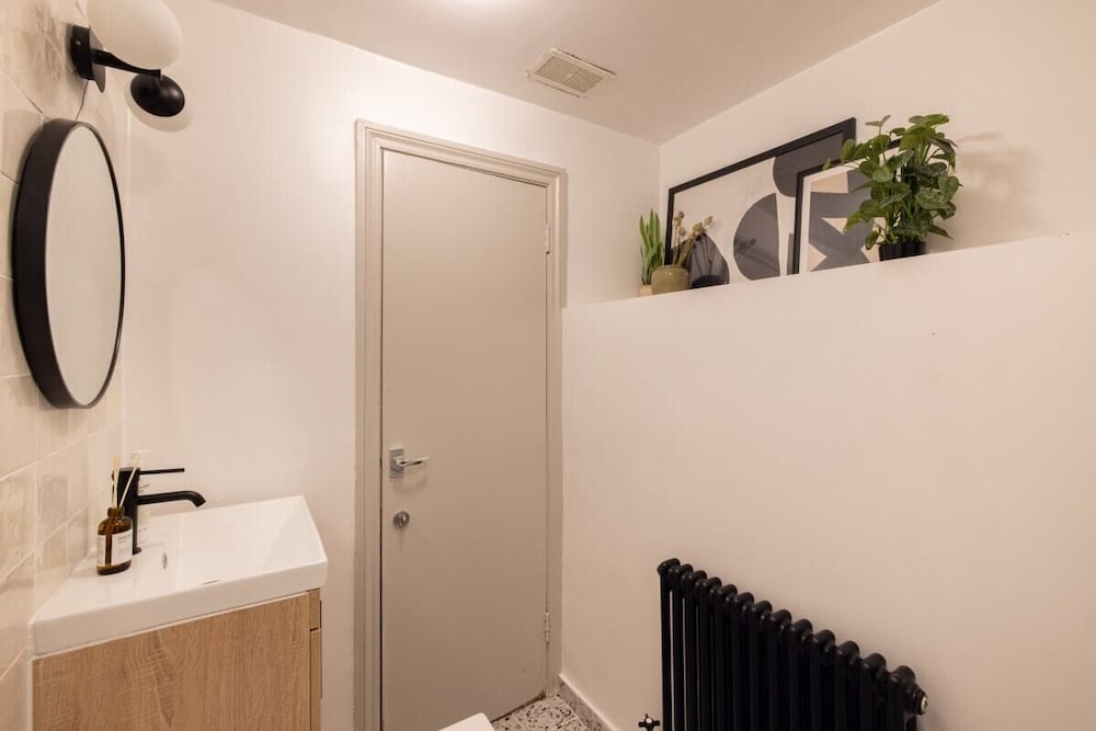 The Kensington And Chelsea Classic - Glamorous 2bdr Flat