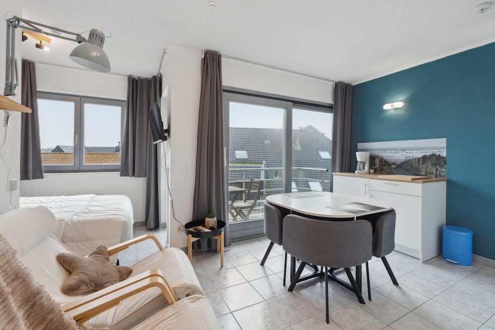 Nice Studio Near the Beach