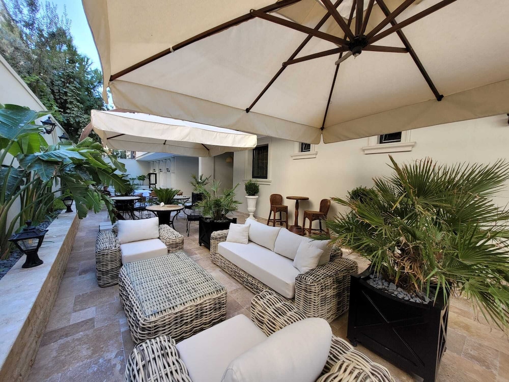 DBD Hotels Bayraklı - Image 9