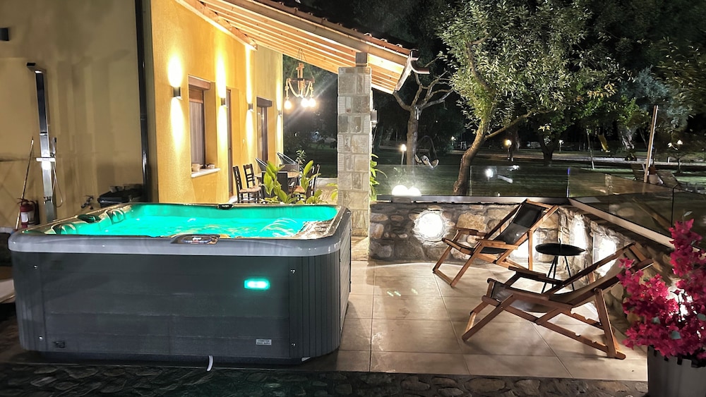 Natura Bungalows