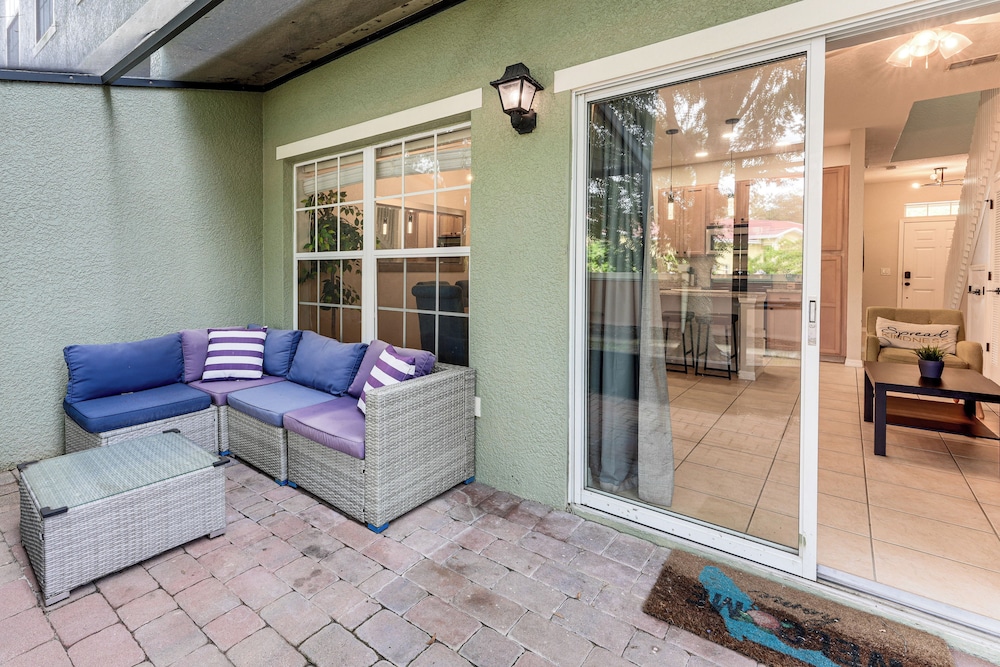 Resort Amenities, Screened Lanai: Kissimmee Escape