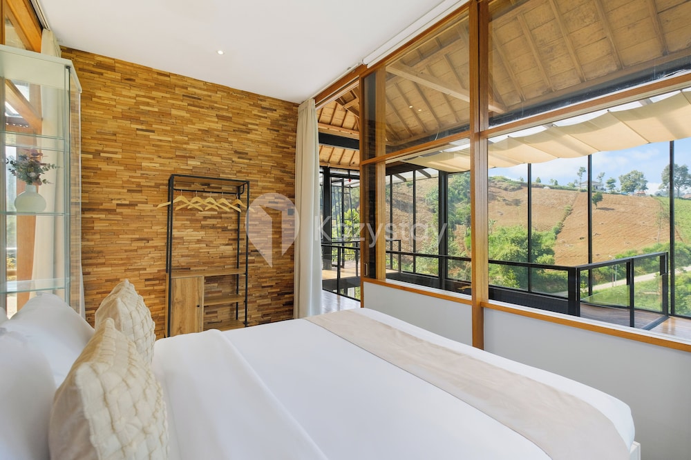 Griya Keraton Villa by Kozystay - Dago