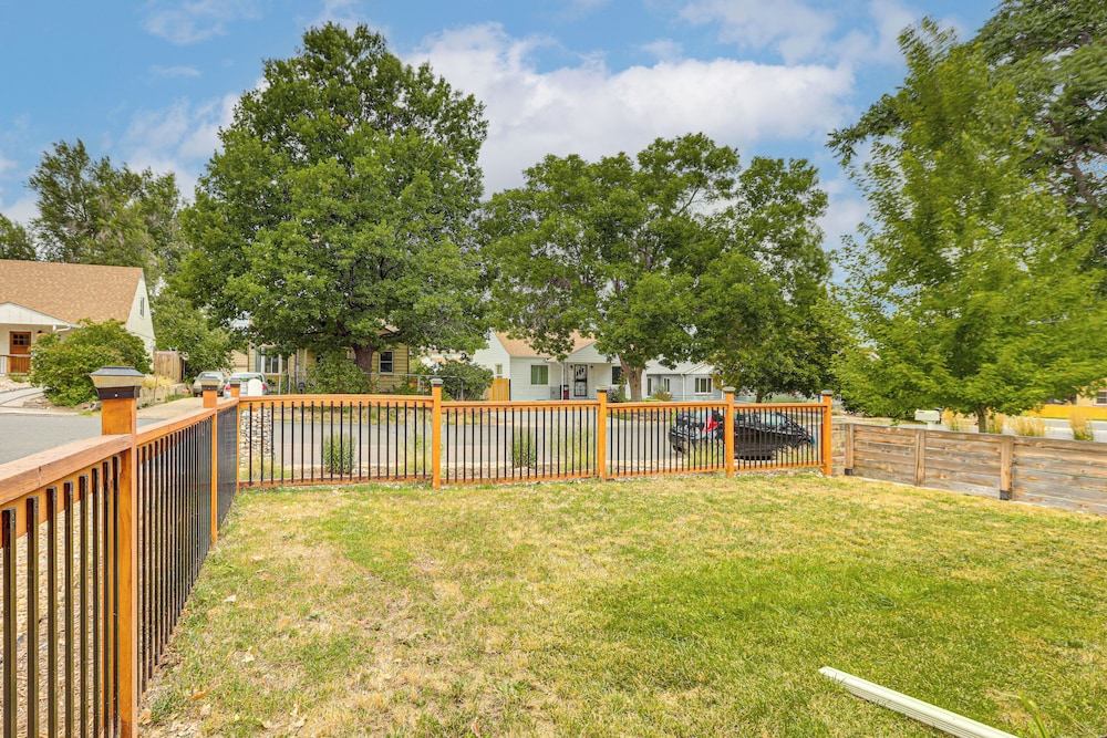 Modern Wheat Ridge Home ~ 5 Mi to Dtwn Denver