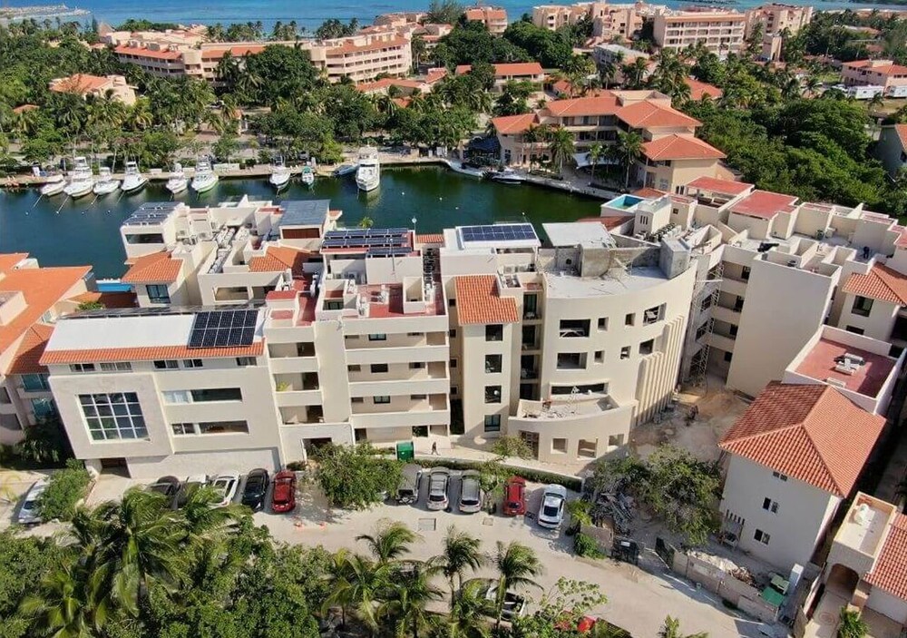 Ground Floor Marina View Infinity Pool Private Terrace Puerto Aventuras