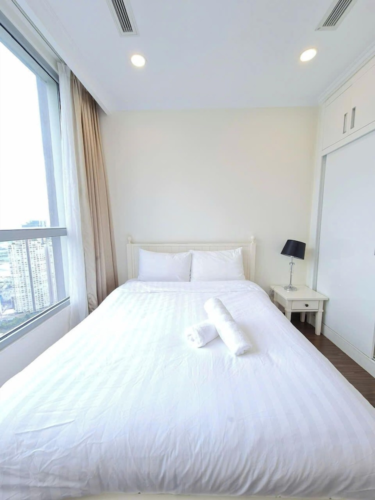 Nice Luxury Apartments Vinhome Central