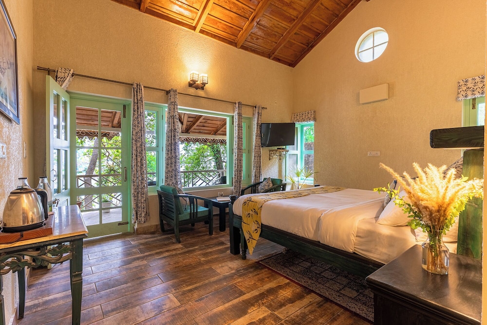 Echor Malusara Lakeview Retreat Bhimtal