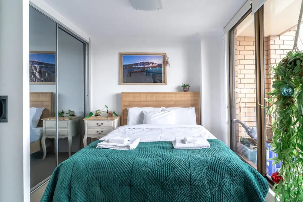 Central & Cosy 1BR Overlooking the City
