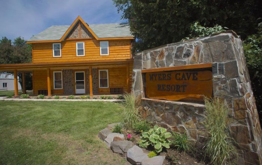 Myers Cave Resort