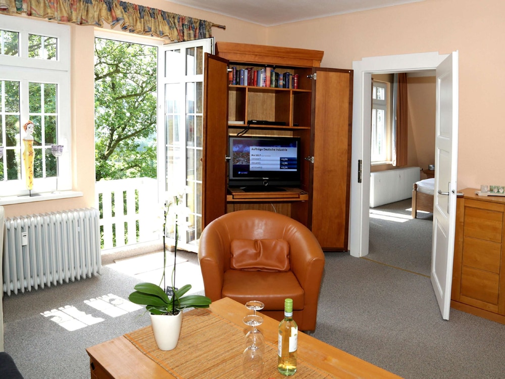 Relaxa at a Luxurious Villa in Bad Pyrmont