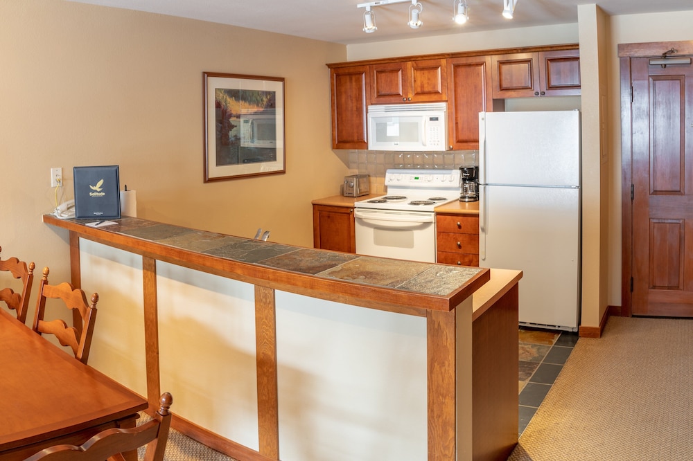 One Bedroom Condos at Powderhorn Lodge - Solitude UT