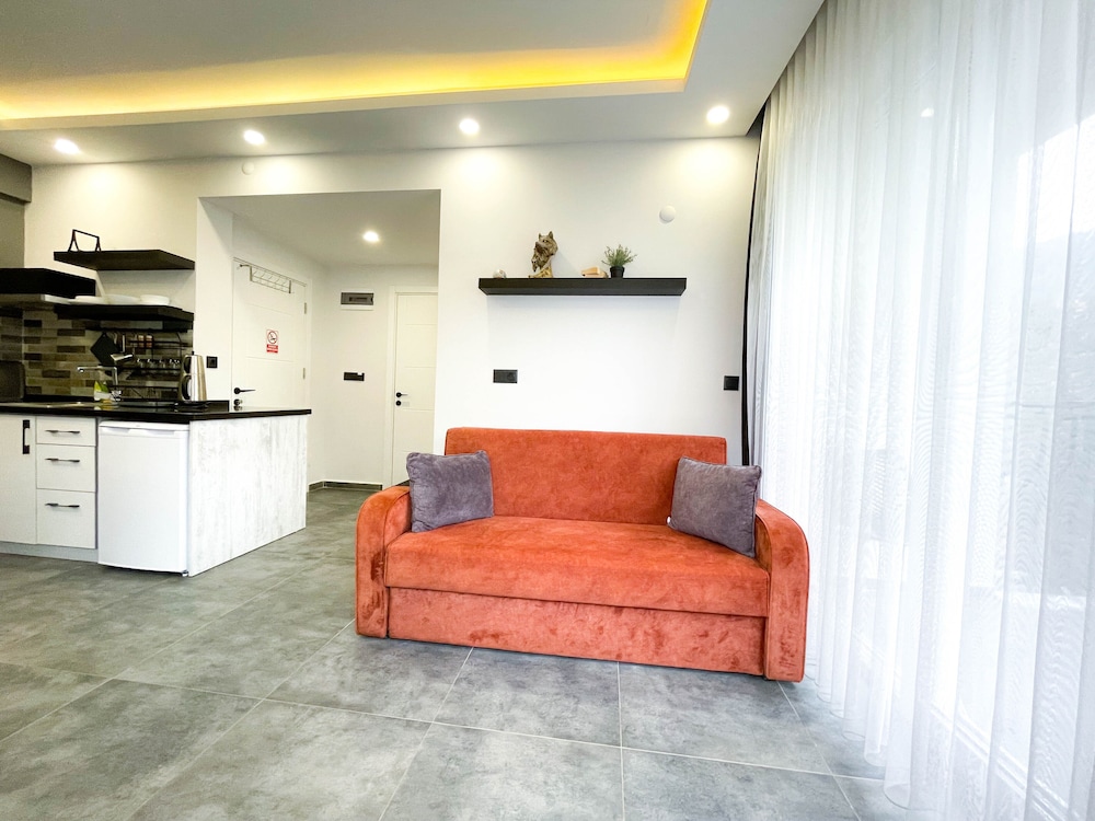 Platinum Apartments view 3