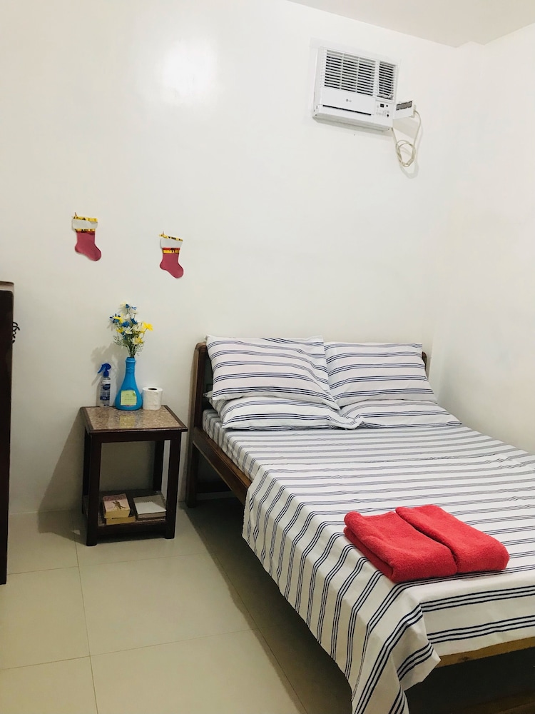 Queens Room Rental view 3