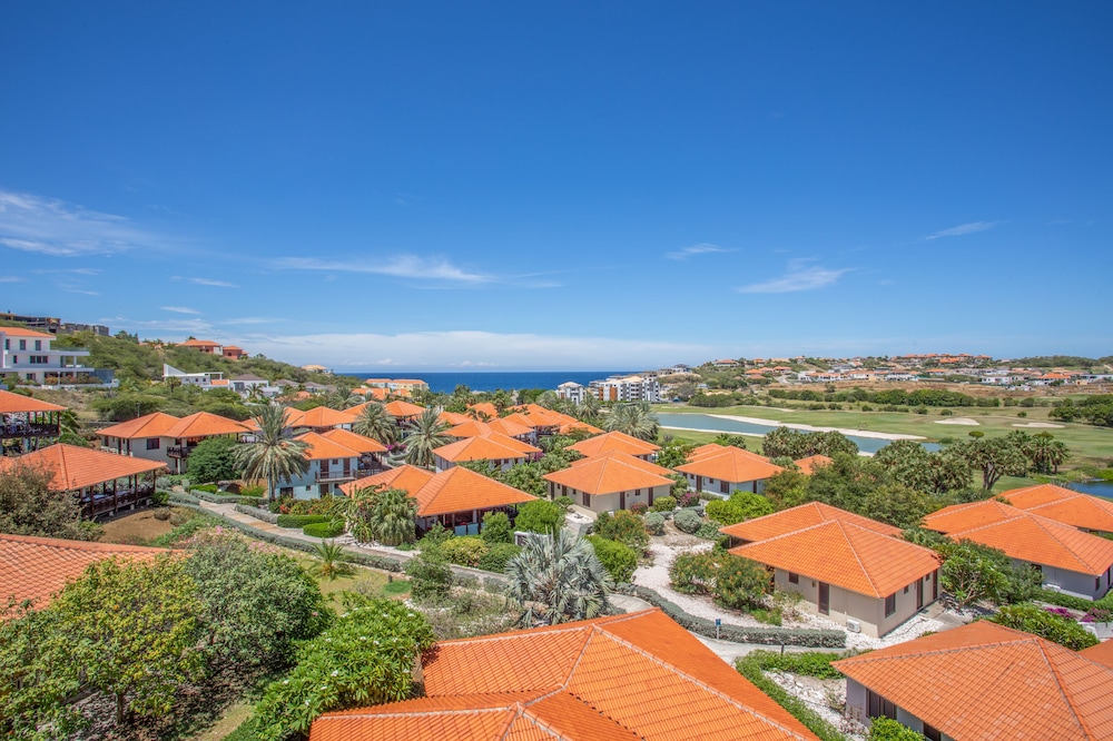 Blue Bay Apartments