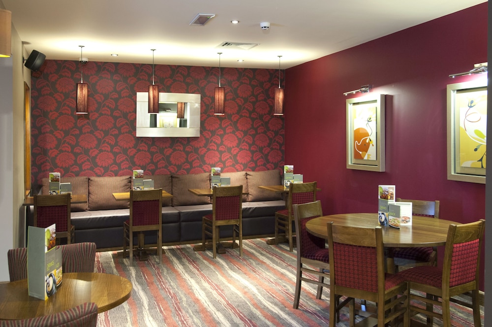 Premier Inn High Wycombe Central, photo 24