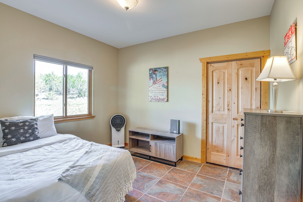 Hunt, Fish & Explore: Mtn-view Home in Hotchkiss