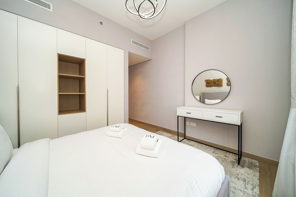 PVH - Beach Front 2BR in Le Pont 3