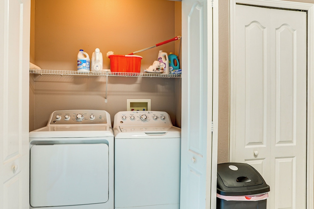 Shop, Golf & More: Family Retreat in Wesley Chapel