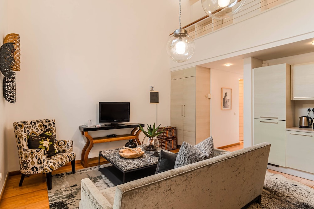 The Ivy Apartments