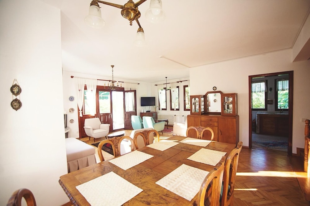 Guzide Sapanca Kosk&Villa