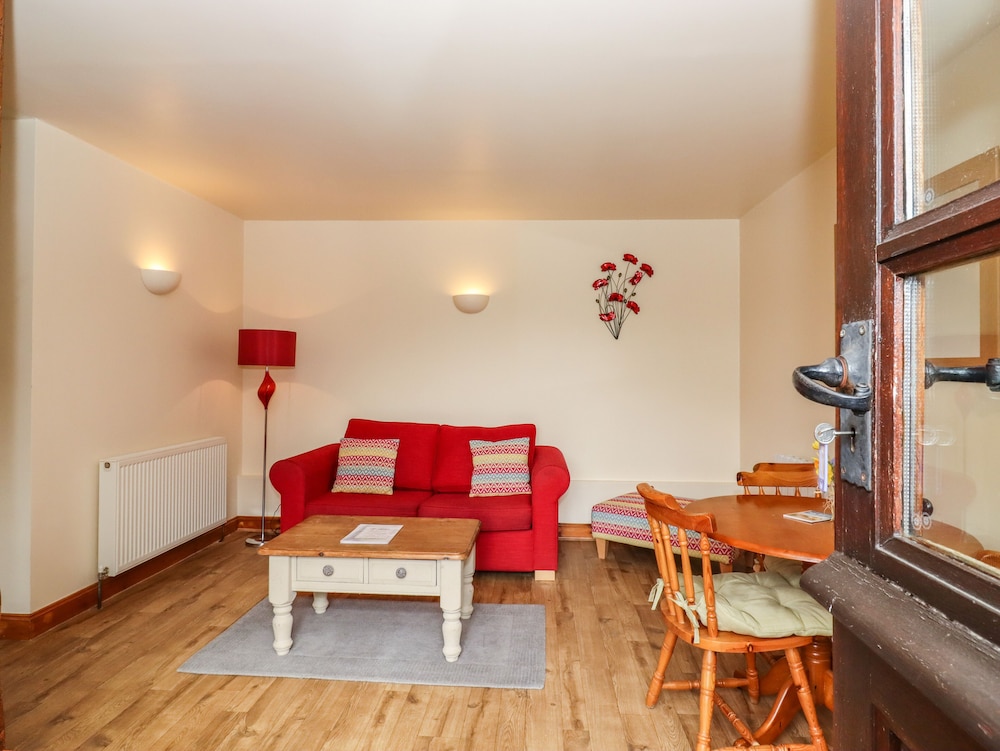 Poppy Cottage