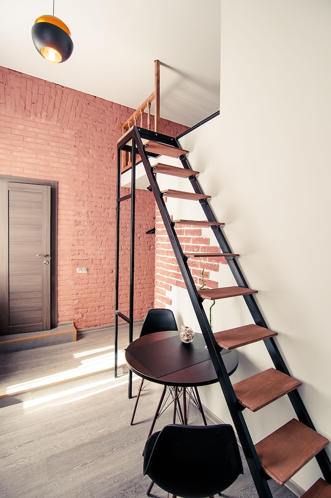 Apartment at the Red Bridge