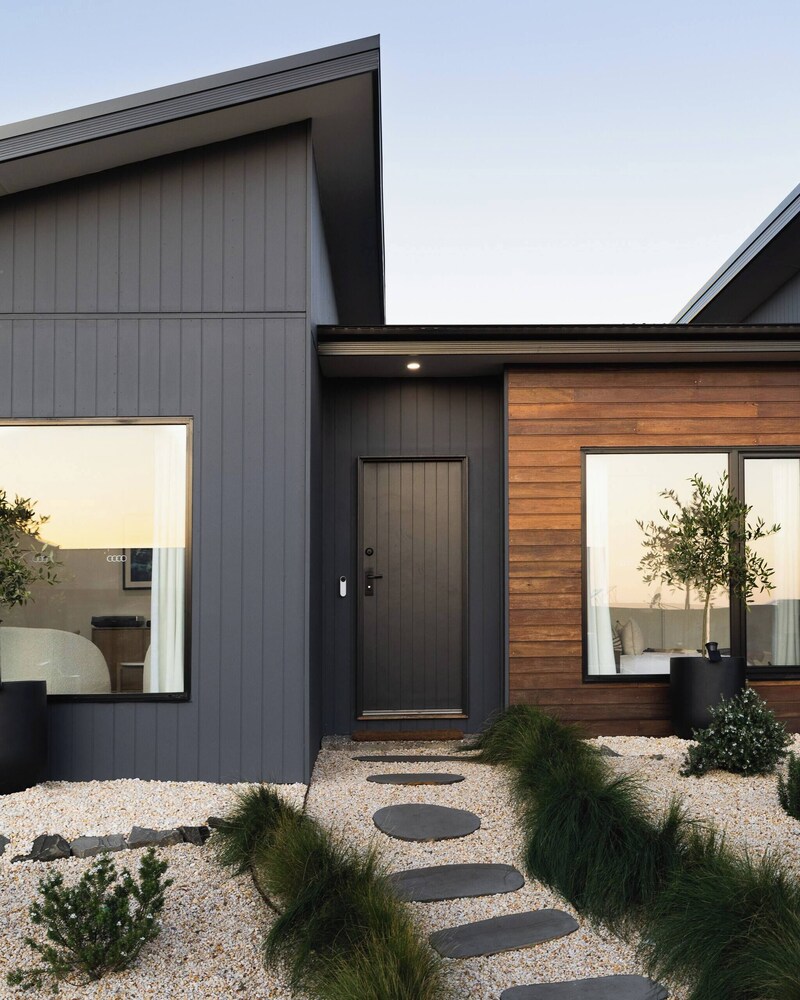 1 Beach House - Award-winning Luxury Smart Home