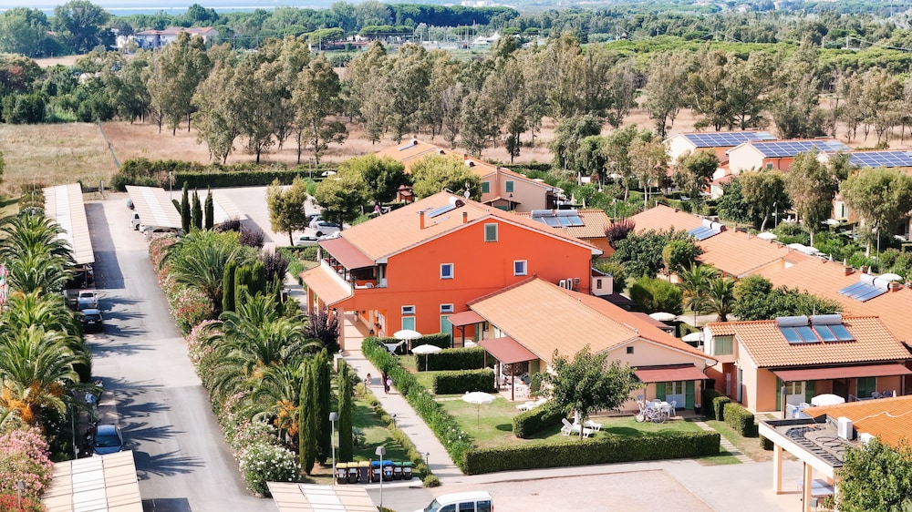 Residence just 600 meters from the beach view 2