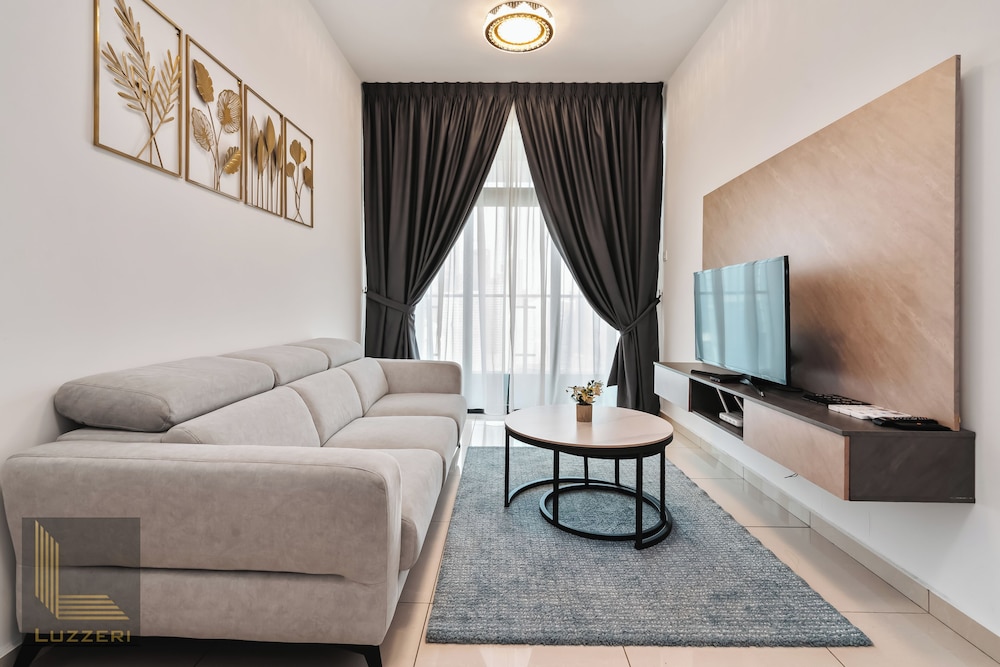 Legasi Kampung Bharu Guesthouse